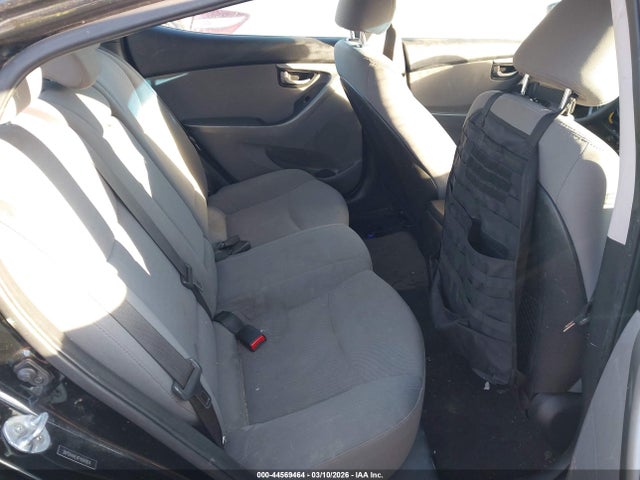 Hyundai ELANTRA Se