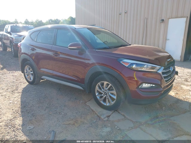 Salvage Hyundai TUCSON Image