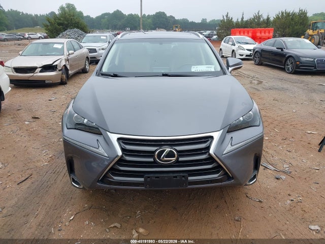 Lexus NX