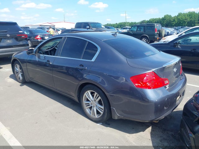 INFINITI G37 Journey