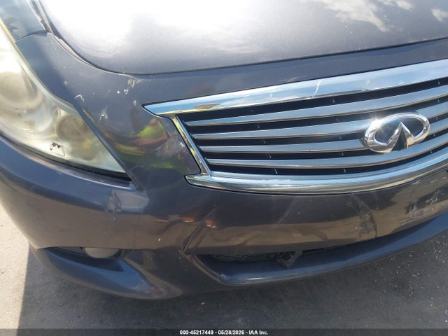 INFINITI G37 Journey