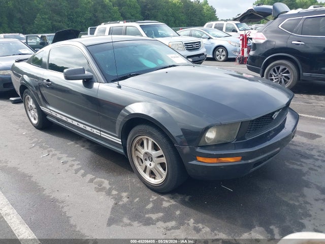 Salvage Ford Mustang Image