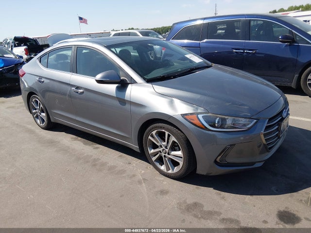 Salvage Hyundai ELANTRA Image