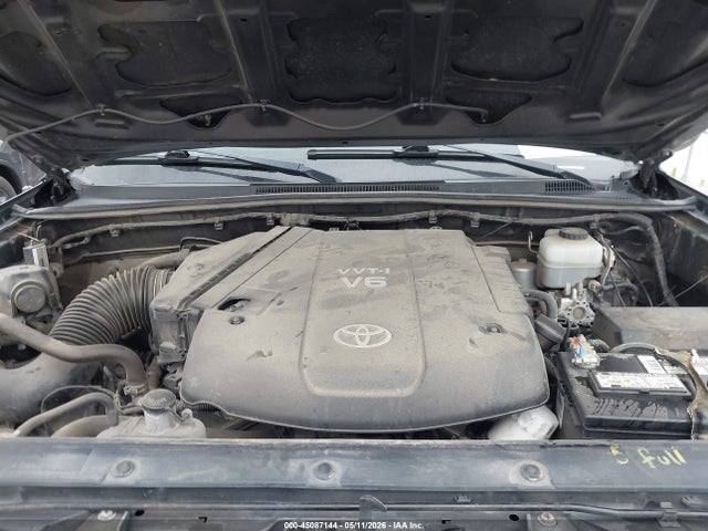 Toyota Tacoma Base V6