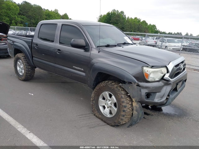 Toyota Tacoma Base V6