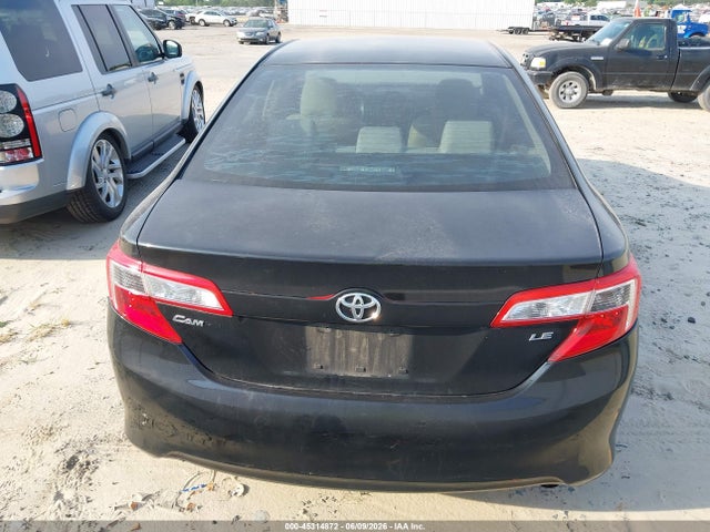 Toyota Camry Le