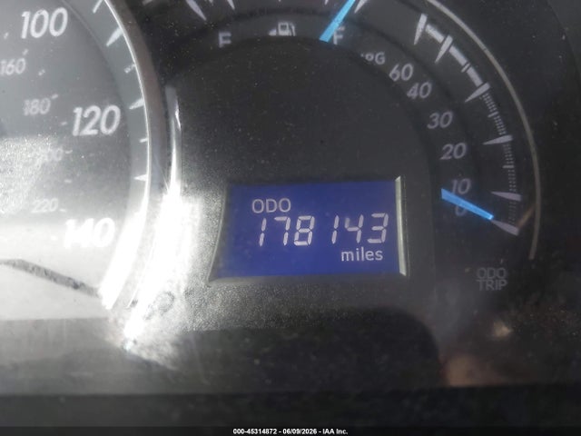 Toyota Camry Le