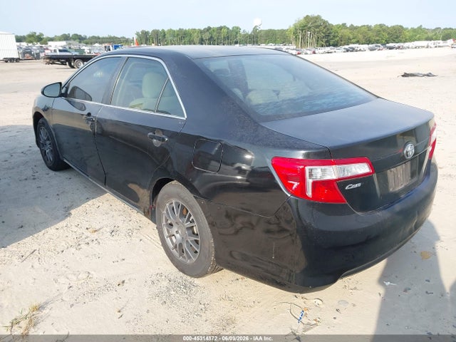 Toyota Camry Le