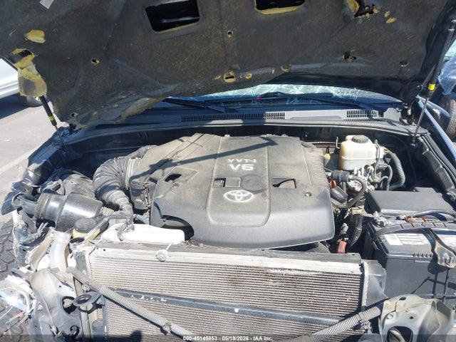 Toyota 4Runner Limited V6