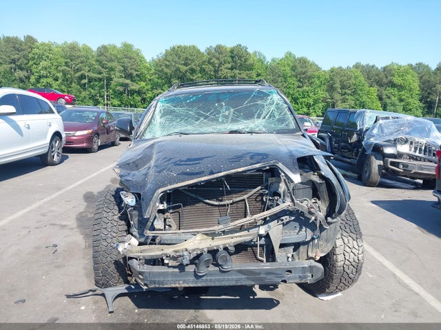 Toyota 4Runner Limited V6