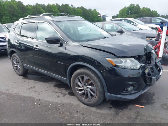 Salvage Nissan Rogue Image