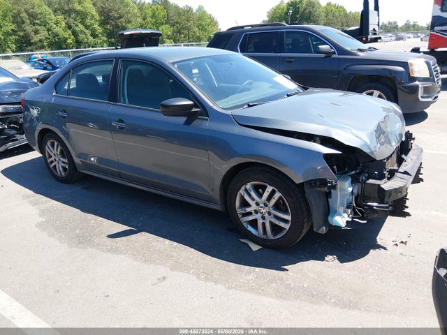 Salvage Volkswagen Jetta Image