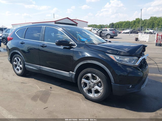 Salvage Honda CR-V Image