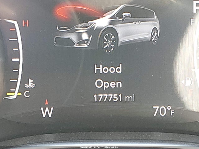 Chrysler Pacifica Touring-l Plus