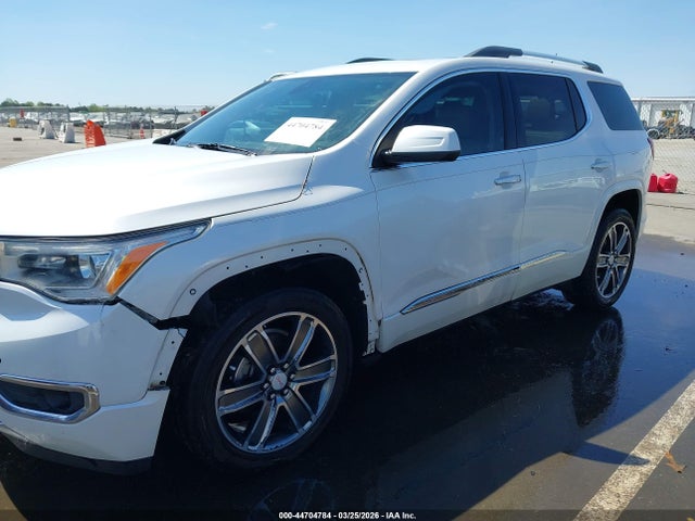 GMC Acadia Denali