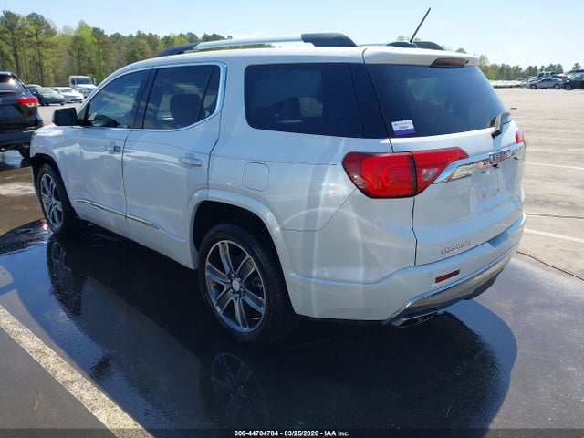 GMC Acadia Denali