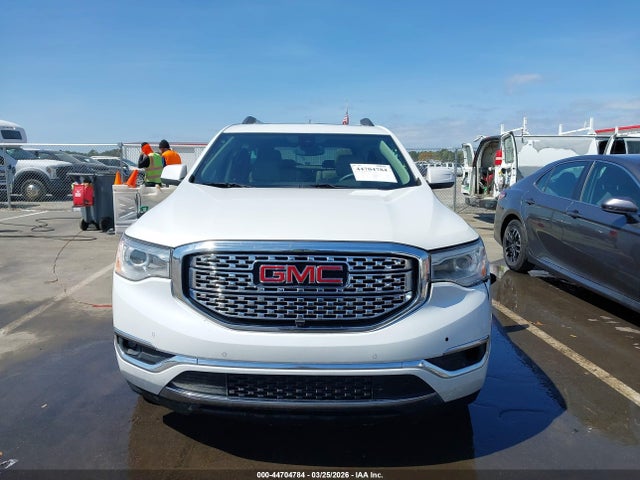 GMC Acadia Denali