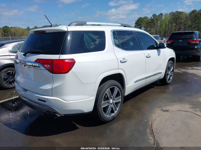 GMC Acadia Denali