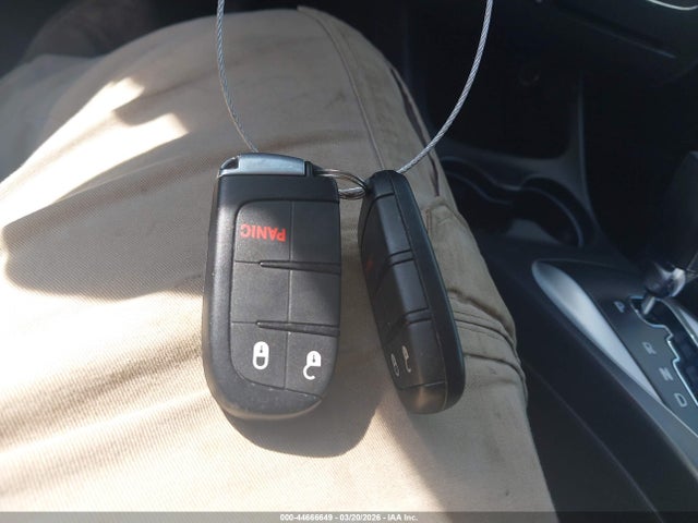 Dodge Journey Se
