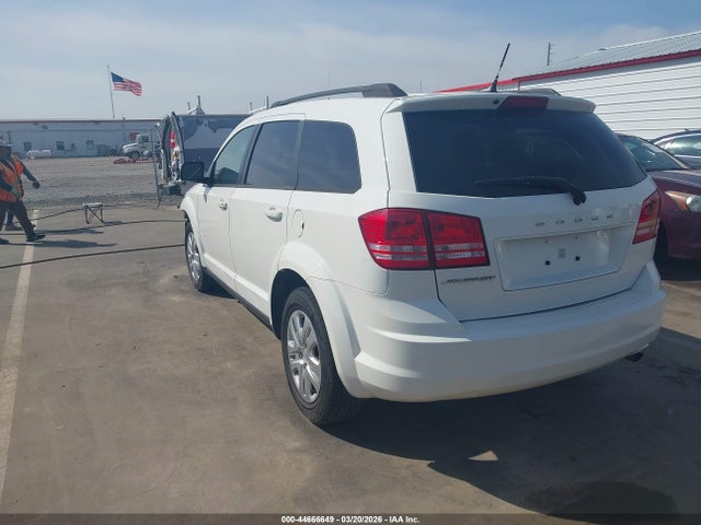 Dodge Journey Se