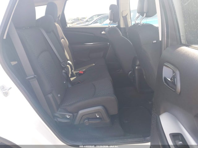Dodge Journey Se
