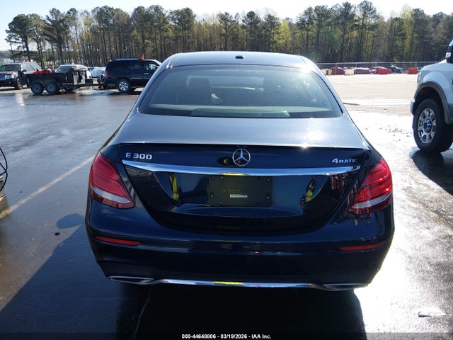 Mercedes-Benz E-Class 4matic