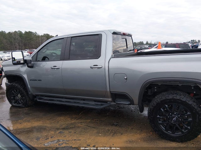 Chevrolet Silverado 2500 4wd  Standard Bed Lt
