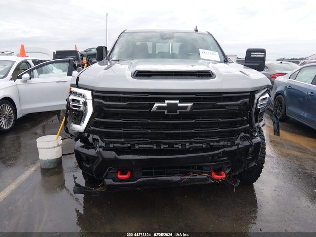 Chevrolet Silverado 2500 4wd  Standard Bed Lt