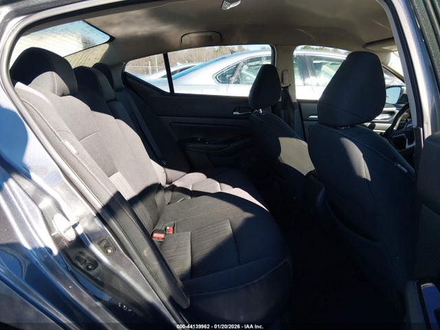 Nissan Altima Sv Fwd