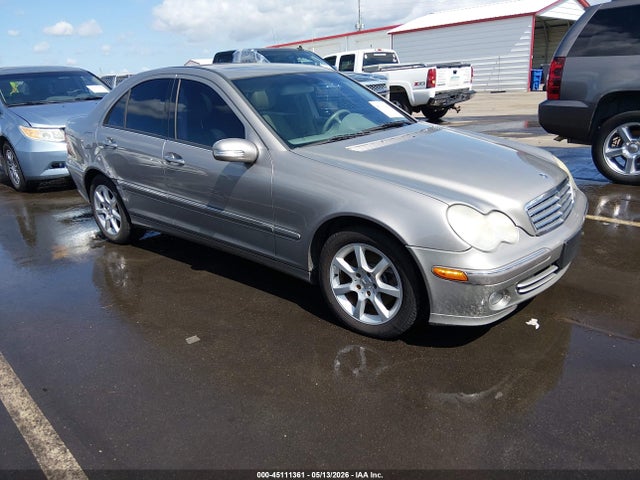 Salvage Mercedes-Benz C-Class Image