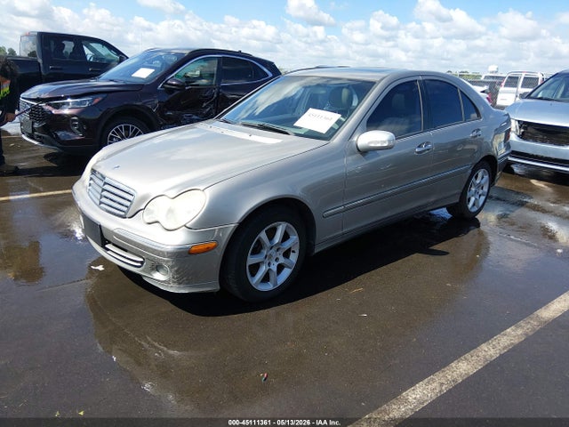 Mercedes-Benz C-Class Luxury 4matic