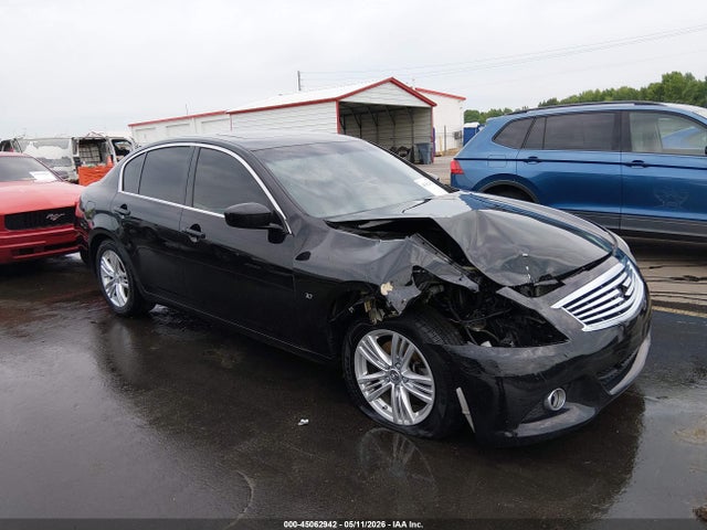 Salvage INFINITI Q40 Image