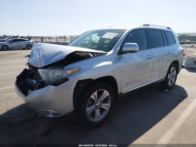 Toyota Highlander Limited V6