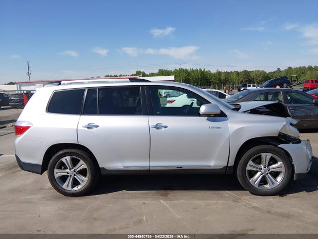 Toyota Highlander Limited V6