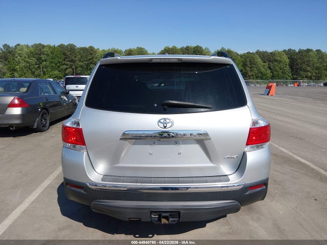Toyota Highlander Limited V6