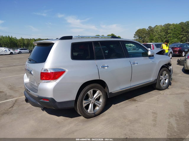 Toyota Highlander Limited V6