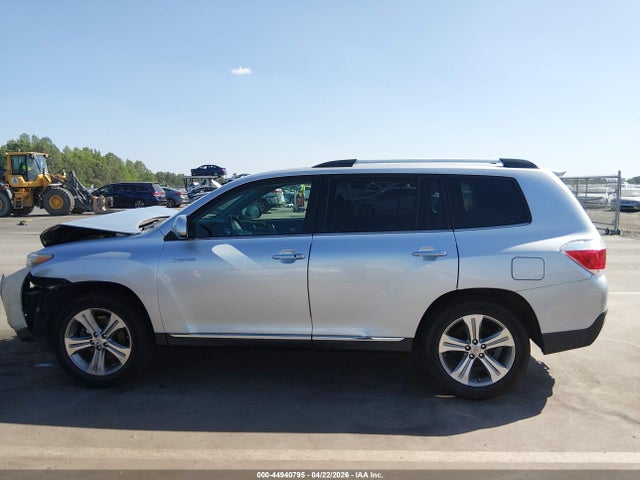 Toyota Highlander Limited V6