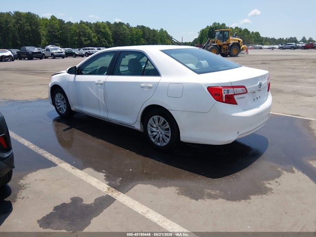 Toyota Camry Le