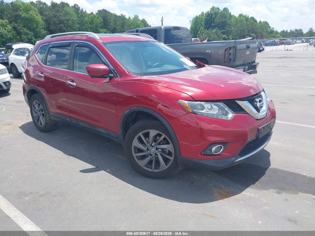 Salvage Nissan Rogue Image