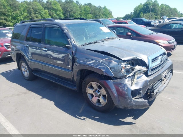 Salvage Toyota 4Runner Image