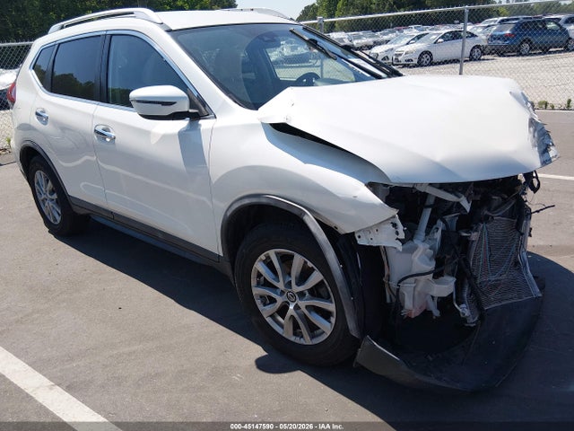 Salvage Nissan Rogue Image