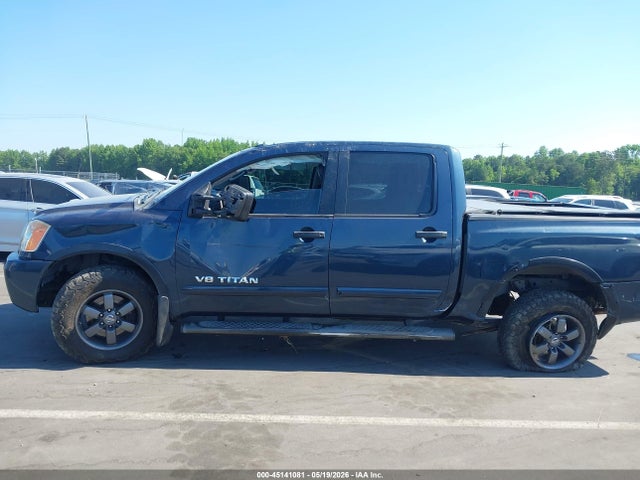 Nissan Titan