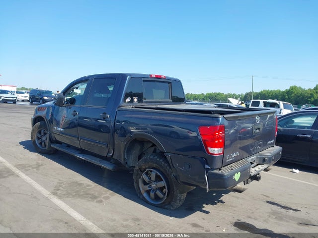 Nissan Titan