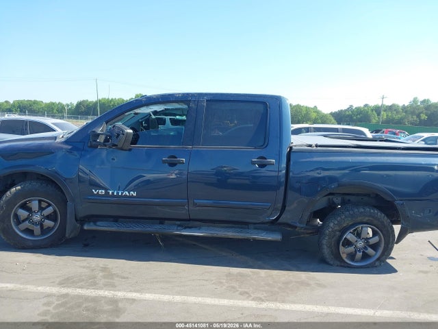 Nissan Titan