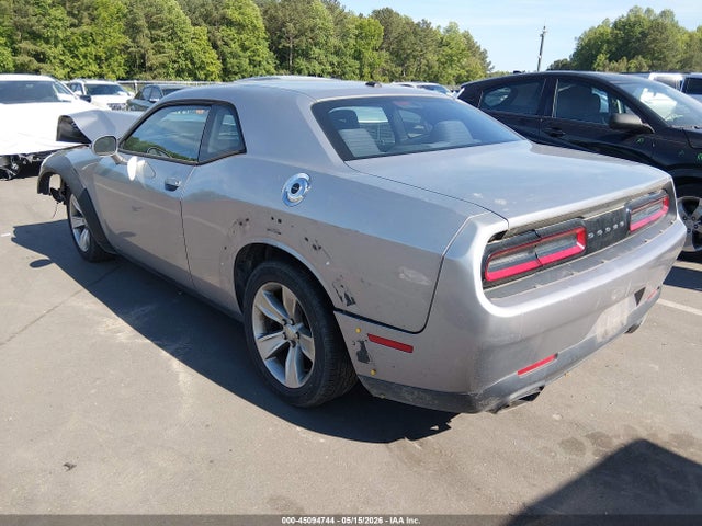 Dodge Challenger Sxt