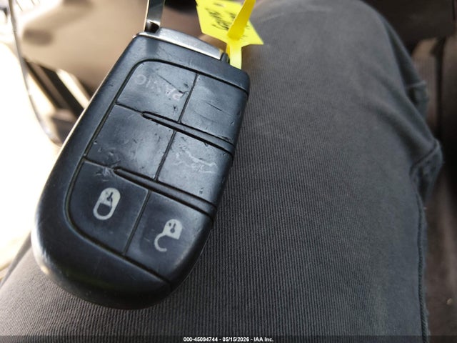 Dodge Challenger Sxt