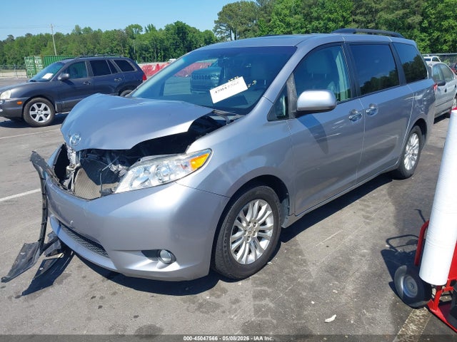Toyota Sienna Xle V6