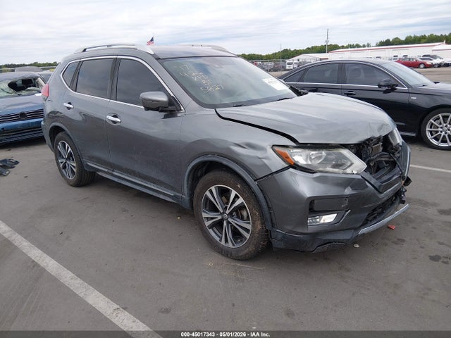 Salvage Nissan Rogue Image