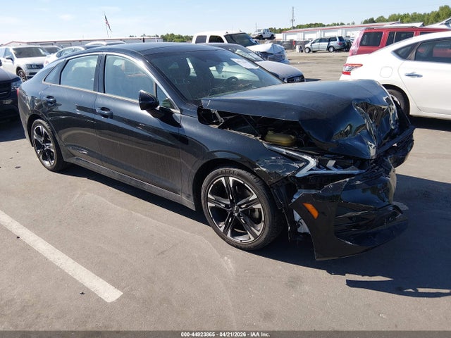 Salvage Kia K5 Image