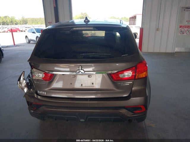Mitsubishi Outlander 2.0 Es